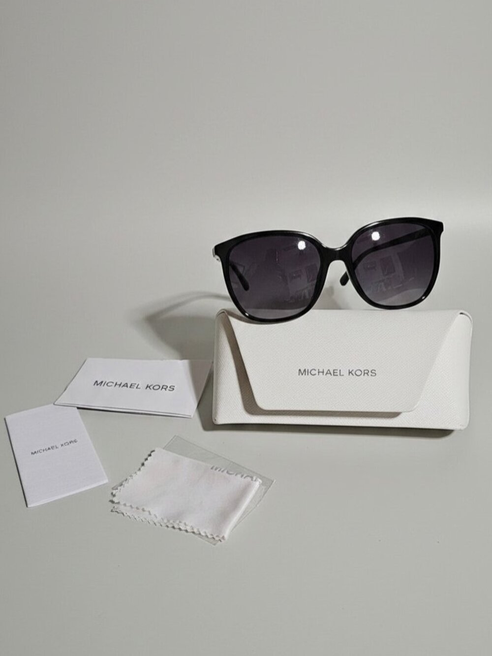 Michael Kors Anaheim Black Square Frame Sunglasses MK2137U ~ GUC